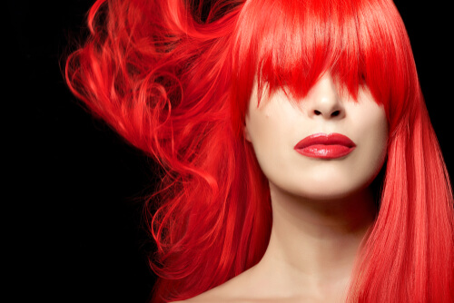 Warna merah